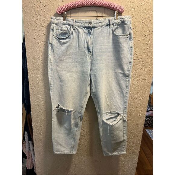 Mom High Rise Light Blue Jeans Ripped Knees Woman’s Size 18 Regular - Picture 1 of 11